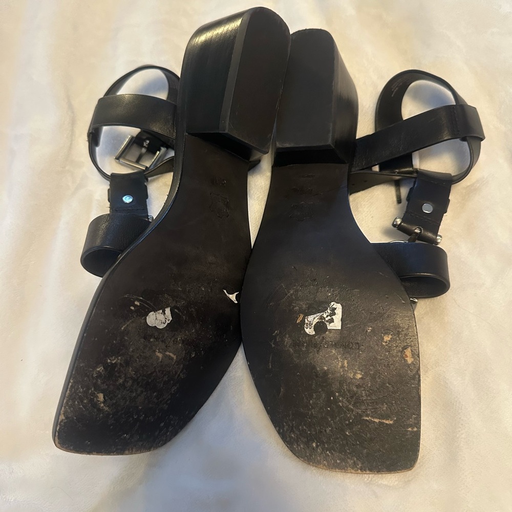 Donald J. Pliner Black Leather Ring-Detail Square Toe Sandals - Picture 3 of 3